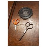 Antique Singer Treadle Sewing Machine Table and Singer Sewing Machine