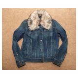 LRL Lauren Jeans Co. Denim Jacket with Faux Fur Collar – Size L (Removable Fur)