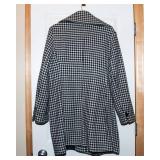 Chaps Houndstooth Coat – Size Large