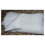 Down Alternative Duvet Insert – Full/Queen Size