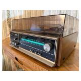 This item is a vintage Sony HP-170 Stereo Music System. Powers on. See details.