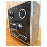 Vintage Sony Tapecorder TC-640B reel-to-reel tape recorder. Powers on.