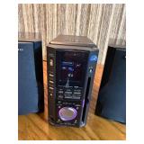 Aiwa XR-MS3 Compact Disc Stereo System  Powers on. Works * see notes