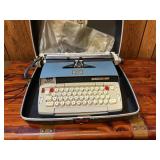 SCM Olympia Electra 120 Portable Typewriter