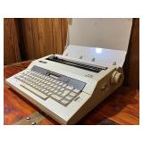 Smith-Corona Mark VII Spell-Right Deluxe Typewriter