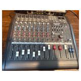 Powers on : Mackie DFX-12, a 12-channel integrated live sound mixer