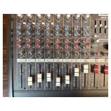 Powers on : Mackie DFX-12, a 12-channel integrated live sound mixer