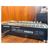 Powers on : Mackie DFX-12, a 12-channel integrated live sound mixer