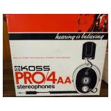 New in Box ! Koss PRO/4AA, a set of iconic, professional-grade studio headphones first introduced in 1970