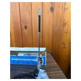 This item is a vintage "Li