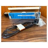 This item is a vintage "Li