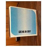 This item is a vintage "Li