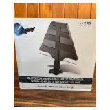 Model: Similar to the Winegard Elite 7550. In box