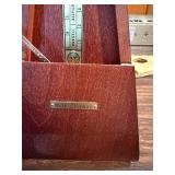 New in box: Vintage This item is a vintage Seth Thomas Metronome de Maelzel.