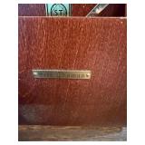 New in box: Vintage This item is a vintage Seth Thomas Metronome de Maelzel.