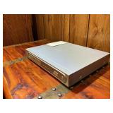 DVD Players & VHS VCR Combo Electronics Lot