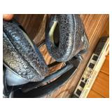 These are Sony MDR-CD950 "Digital Reference" headphones, a high-end vintage model released in 1991.