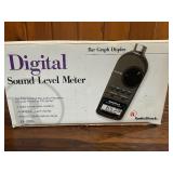 RadioShack Digital Sound Level Meter, model 33-2055