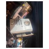 Emerson microwave UHF indoor television antenna, specifically model TV4714.