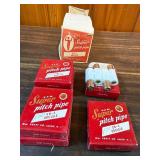 Vintage Wm. Kratt Co. "Super Pitch Pipe“ 6 count