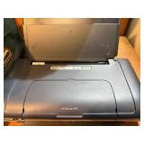 HP OfficeJet H470 Mobile InkJet Printer. powers on