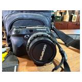 Olympus CAMEDIA C-8080 Wide Zoom digital camera