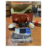 vintage Polaroid Automatic 215 Land Camera Pulse bulbs and Polaroid model 268 Flash and Case