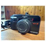 Olympus Infinity SuperZoom 3500 35mm point-and-shoot film camera