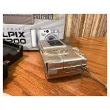 Silver Nikon Coolpix 5200 digital camera, untested