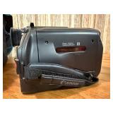 This item is a vintage Canon ES800 8mm video camcorder untested