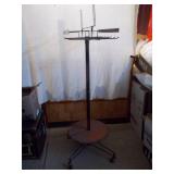 Revolving 20-Arm Accessory Display Rack - Ideal for Hats, Scarves & Jewelry