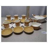 Vintage Mid-Century Modern Serving Set