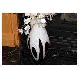 Art Glass Vase & Floral