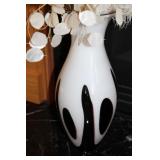 Art Glass Vase & Floral