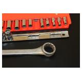 Socket And Ratchet Set