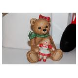 Decor, Holiday & Housewares