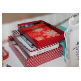 Decor, Holiday & Housewares