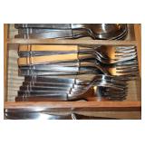 Georgian House Flatware & Steak Knives