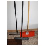 Floor Tools And Shovel
