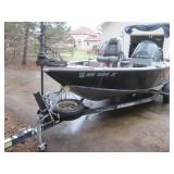 2001 Lund Boat on a Karavan Trailer, Ready To Hit The Water!
