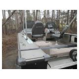 2001 Lund Boat on a Karavan Trailer, Ready To Hit The Water!