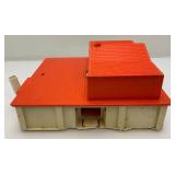 1968 Hot Wheels 2-Way Super Charger Building Needs Repair & Hot Wheels Sizzlers Juice Station (Only) In Original Box