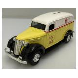 1995 ERTL Miniature MAC TOOLS Die-Cast 1938 Chevy Panel Trucks & MAC Tools Belt Buckle (New old Stock)