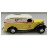 1995 ERTL Miniature MAC TOOLS Die-Cast 1938 Chevy Panel Trucks & MAC Tools Belt Buckle (New old Stock)
