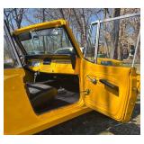 Wow! Awesome 1970 Jeepster Commando 4x4 Convertible