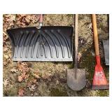 S - Garden Tools Set - Shovels, Clippers & More