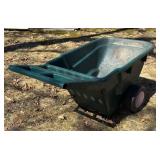 S - Rubbermaid Wheelbarrow - Green Plastic Yard Cart