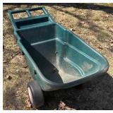 S - Rubbermaid Wheelbarrow - Green Plastic Yard Cart