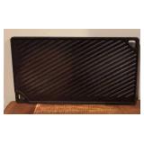 LL - Lodge Cast Iron Skillet and Lodge Ribbed Grill Pan