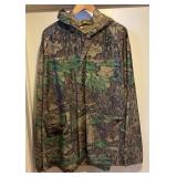 LS - RealTree Camouflage Raincoat XXL Hooded with Front Pockets